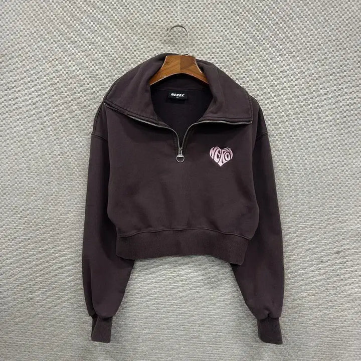 [SOLD OUT] 널디 크롭 맨투맨 XS M14293