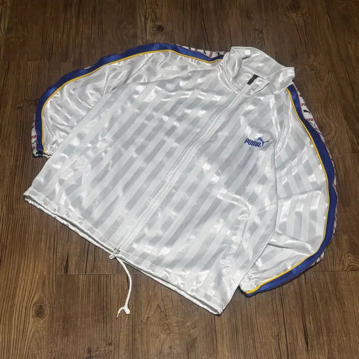 [BUNJANG] Puma White Rare Stripe Oversized Jersey / [M] 푸마 화이트 레어 스트라이프 오버핏 져지