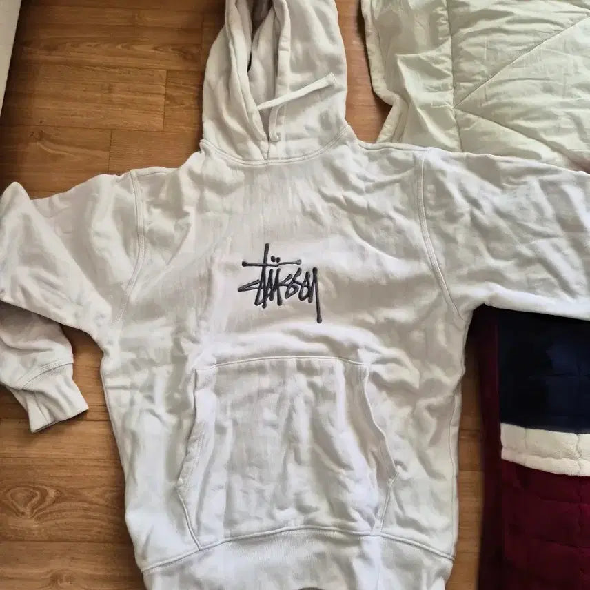 [BUNJANG] Stussy Logo Hoodie / 스투시 로고 후드