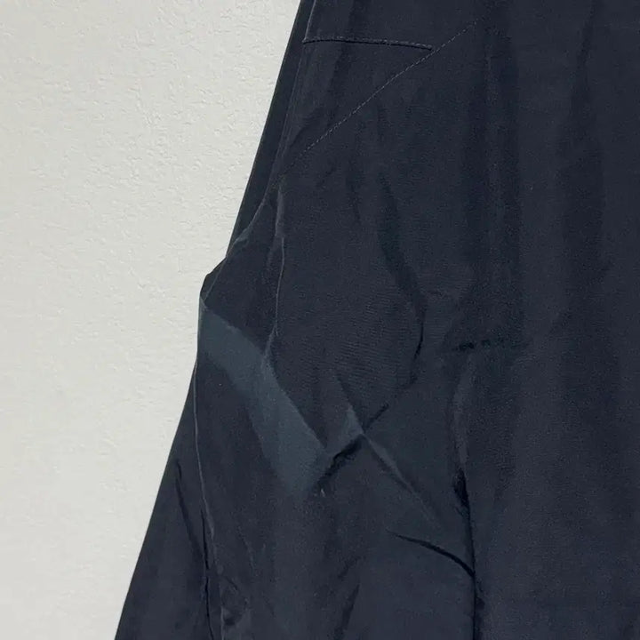 [BUNJANG] Umbro Windbreaker Zip-Up XL / 엄브로 바람막이 집업 XL