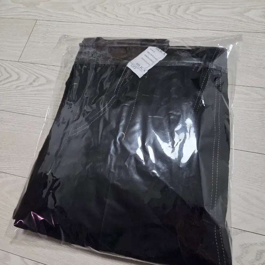 [BUNJANG] Diagonal Velvet Pants / (s)다이애그널 벨벳 팬츠