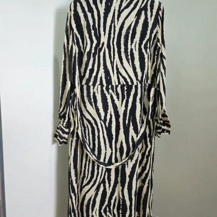 [BUNJANG] Massimo Dutti Zebra Long Dress Size 38 / 마시모두띠 지브라 롱 원피스 38 (새상품)
