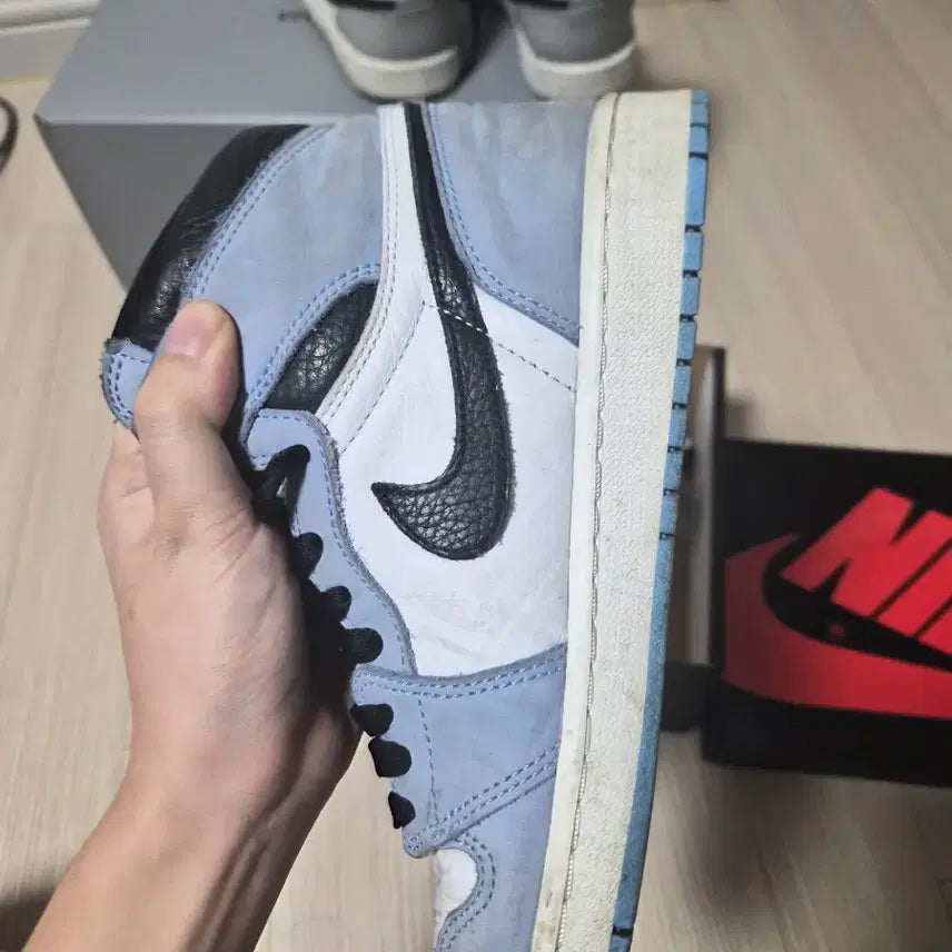 [BUNJANG] Jordan University Blue Sneakers / 조던 유니버시티블루