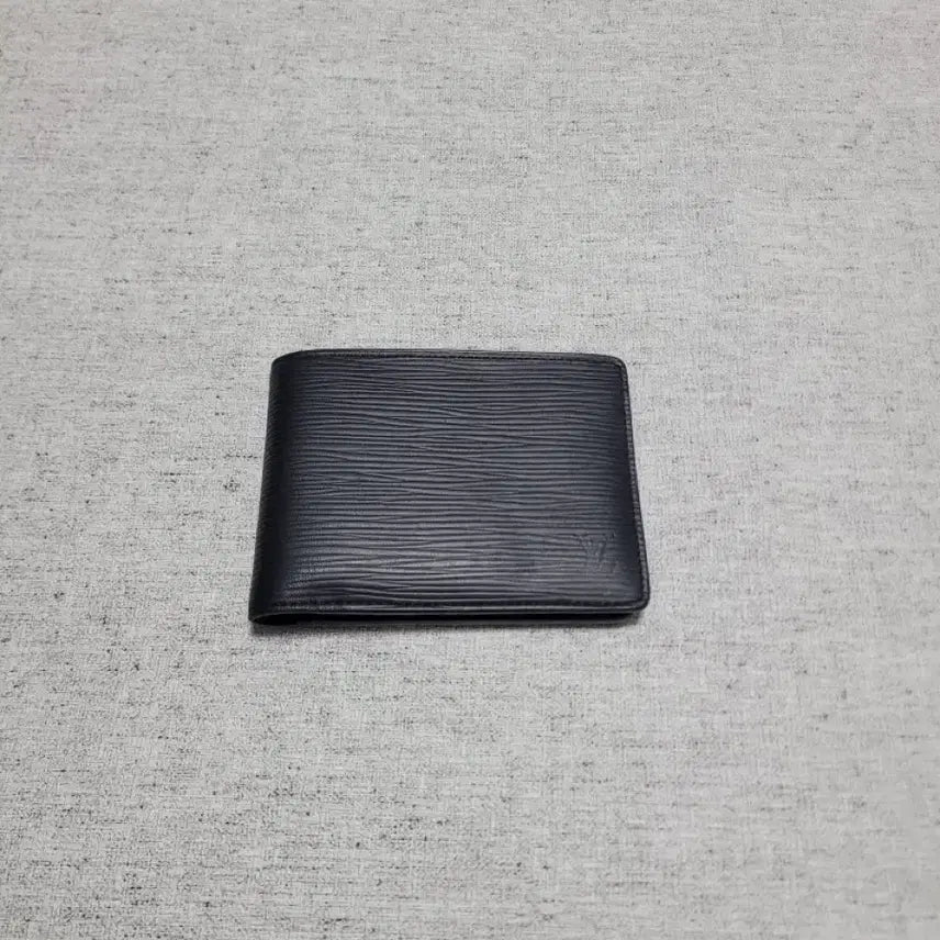 [BUNJANG] Louis Vuitton Multiple Wallet Black / 루이비통 에피 멀티플 반지갑 블랙