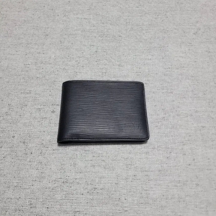 [BUNJANG] Louis Vuitton Multiple Wallet Black / 루이비통 에피 멀티플 반지갑 블랙
