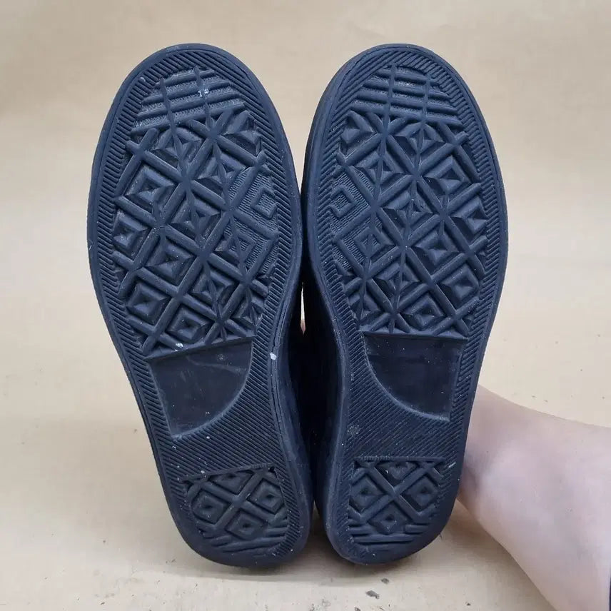 [BUNJANG] Discovery Clap Sneakers 240 / 디스커버리 클랩  스니커즈 240
