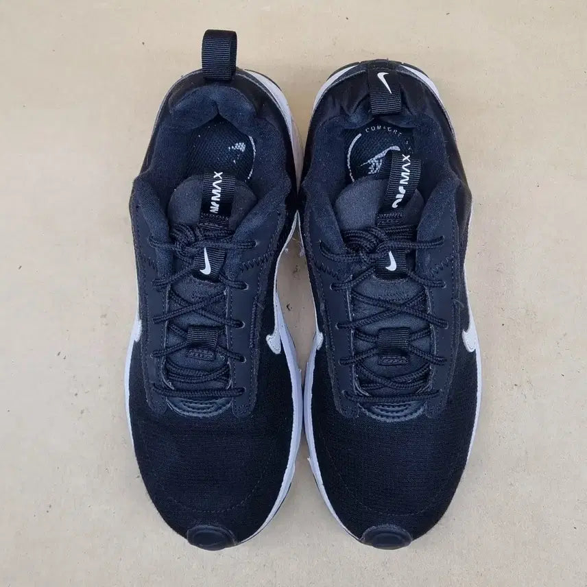 [BUNJANG] Nike Air Max Interlock Sneakers 245 / 나이키 에어맥스 인터락 운동화 245