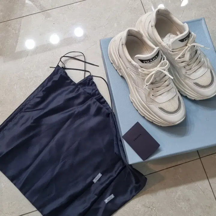[BUNJANG] Prada Sneakers / 프라다 스니커즈