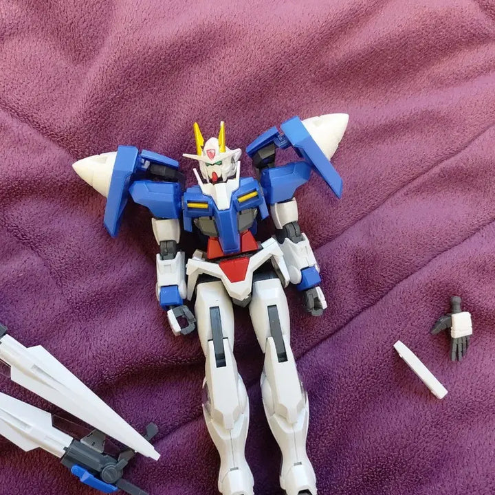 [BUNJANG] Gundam 00 Qan[T] Model Kit / 건담 더블오 퀀터 프라모델
