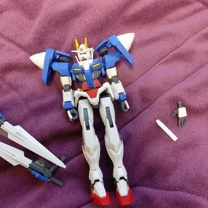 [BUNJANG] Gundam 00 Qan[T] Model Kit / 건담 더블오 퀀터 프라모델