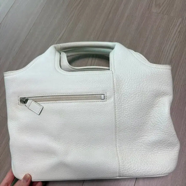 [BUNJANG] Bianco Ivory Leather Tote Bag / 비앙코 아이보리 가죽 토트백