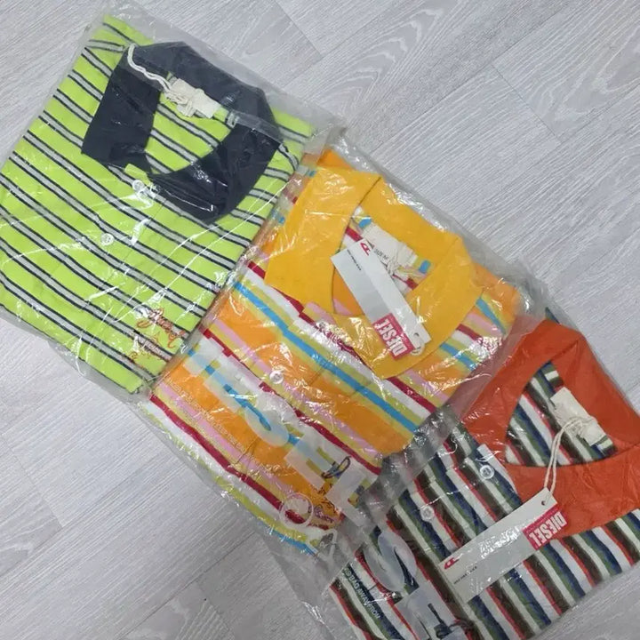 [BUNJANG] Diesel 티셔츠 새상품 사이즈 S,M / Diesel 티셔츠 새상품 사이즈 S,M