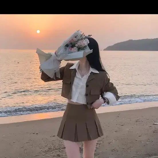 [BUNJANG] [새상품급인데 반값] 교복 카라 자켓+플리츠 스커트 세트 (베이지/차콜) / [새상품급인데 반값] 교복 카라 자켓+플리츠 스커트 세트 (베이지/차콜)