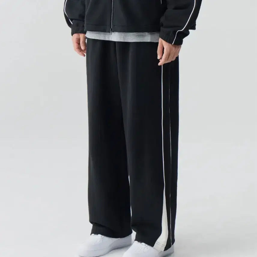 [BUNJANG] Code:Graphy Training Pants / 코드그라피 트레이닝팬츠