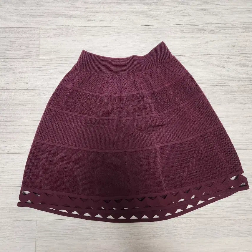 [BUNJANG] Sandro Burgundy Cut-Out Midi Skirt / 산드로 버건디 스커트