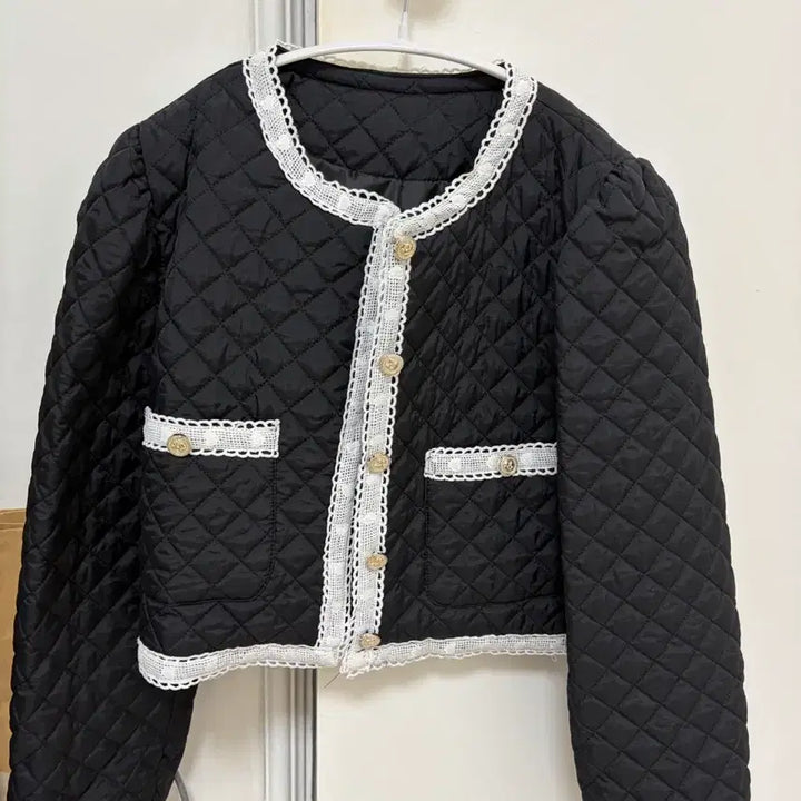 [BUNJANG] Black Quilted Jacket / 퀼팅자켓 새상품