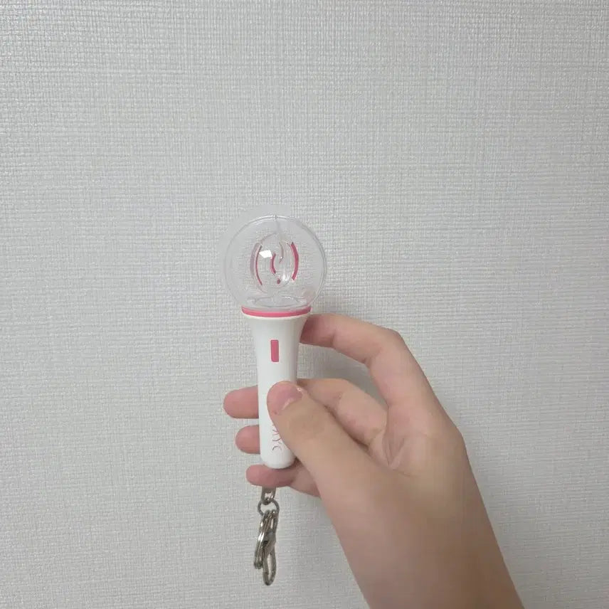 [SOLD OUT] 스테이씨 응원봉 키링 미니 응원봉 윙크봉 키링