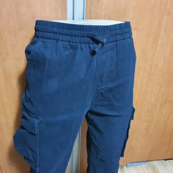 [BUNJANG] FUN.DA.MENTIALIST Bending Cargo Fleece Jogger Pants (L) / FUN.DA.MENTIALIST밴딩카고기모조거바지L사이즈약32에서34정도