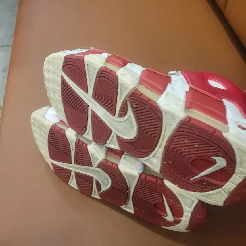 [BUNJANG] Nike Uptempo 265 Sneakers / 나이키업템포265 상태굿