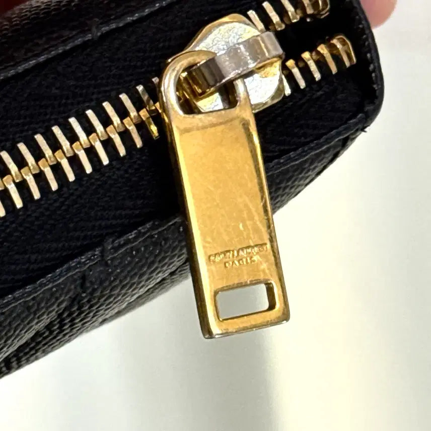 [BUNJANG] Yves Saint Laurent Compact Zip Around Long Wallet / [정품] 입생로랑 지퍼돌이 컴팩트 장지갑
