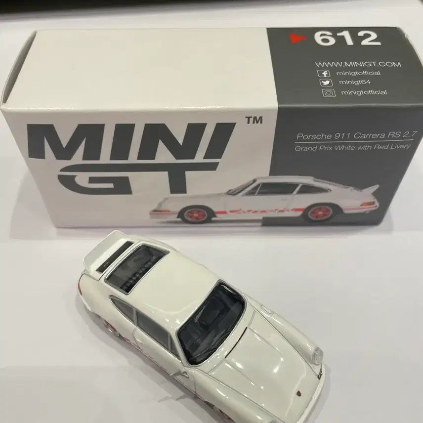 [SOLD OUT] 미니지티 구형 포르쉐 911 카레라 RS 2.7 검 흰 2종 일괄