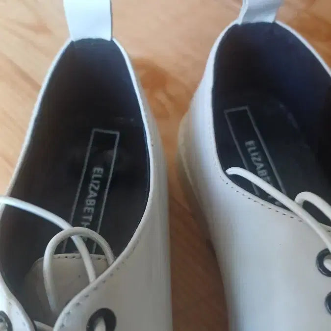 [BUNJANG] Elizabeth Stuart 240mm Leather Loafers / 엘리자베스 스튜어트 240mm
