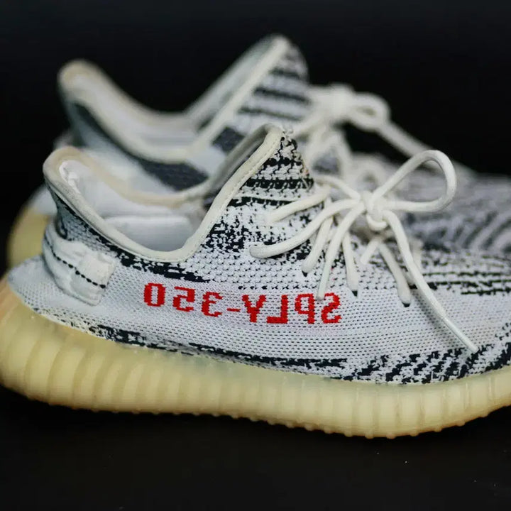 [BUNJANG] Adidas Yeezy Boost 350 V2 Zebra / 감성 끝판왕 / 이지 부스트 350 V2 지브라