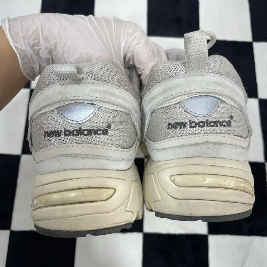 [SOLD OUT] 206) 뉴발란스 878 그레이 285mm