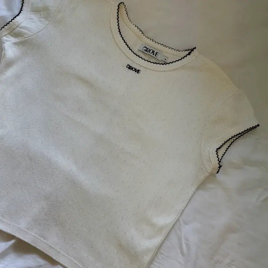 [BUNJANG] Grove Lace Pointelle Short Sleeve Top / 그로브 레이스 포인텔 반팔