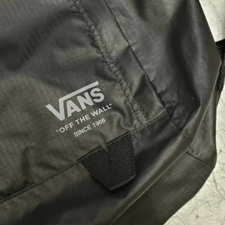 [BUNJANG] Vans Rolltop Backpack Nylon / 반스 롤탑 백팩
