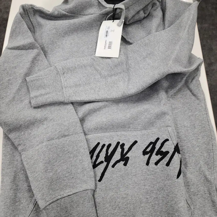 [BUNJANG] Alix Gray Hoodie M / 알릭스 회색 후드티 사이즈M  미사용