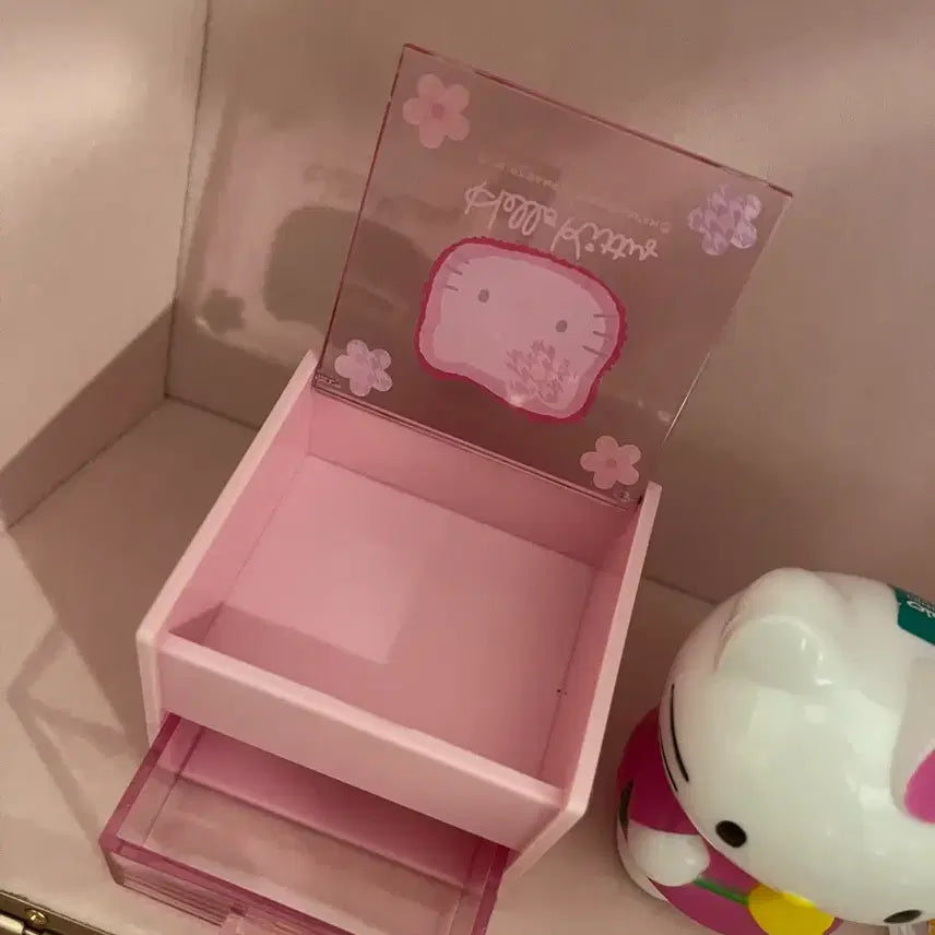[BUNJANG] Vintage Hello Kitty Storage Box Piggy Bank &amp; Cup Bundle Set / 고전 키티 일괄 판매 보관함 저금통 카오하나 컵