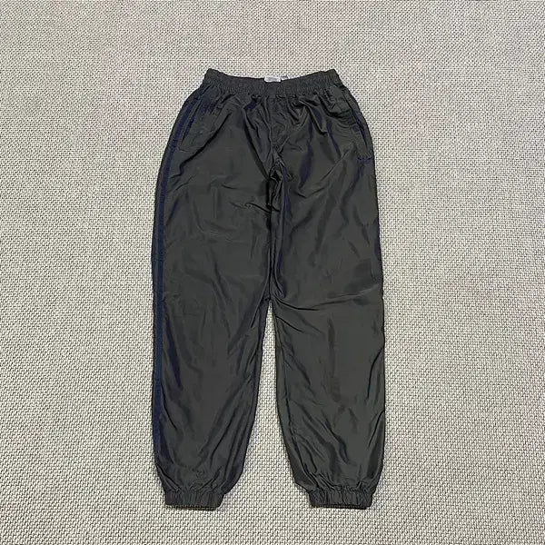 [BUNJANG] Adidas Skateboarding SST Track Pants / S 아디다스 스케이트보딩 SST 트랙팬츠 바지 젠더 뉴트럴 N.5351