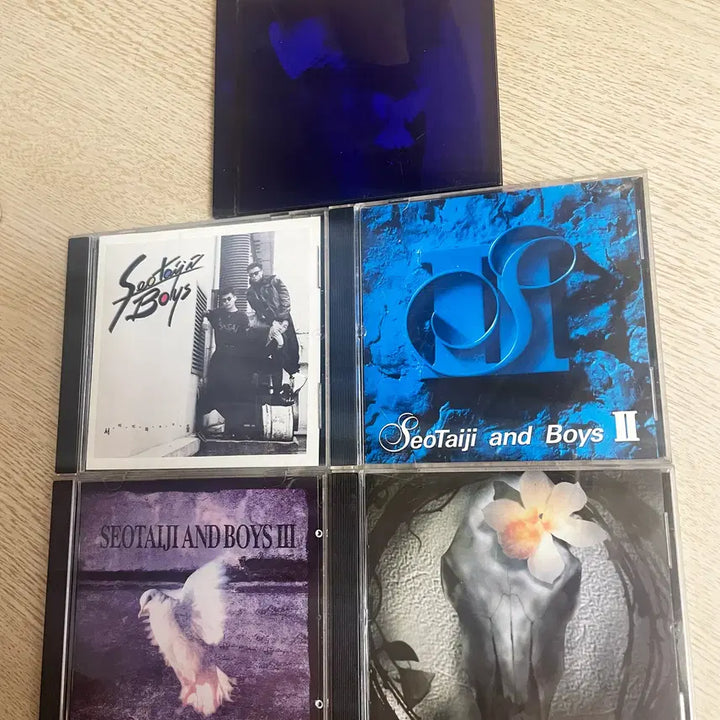 [BUNJANG] Seo Taiji and Boys 1st, 2nd, 3rd, 4th Album &amp; Solo 1st Album CD Bundle Set / 서태지와 아이들 1집 2집 3집 4집 솔로1집 CD 일괄판매 (중고)