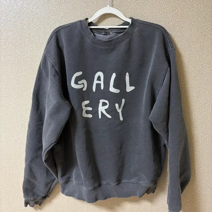[BUNJANG] 1011 Gallery Sweatshirt Charcoal Grey / 1011 갤러리 맨투맨 차콜그레이