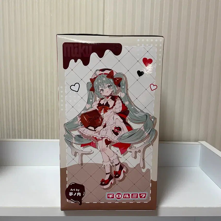 [SOLD OUT] (미개봉) 하츠네 미쿠 티롤 초코 피규어 밀크 버전 보컬로이드