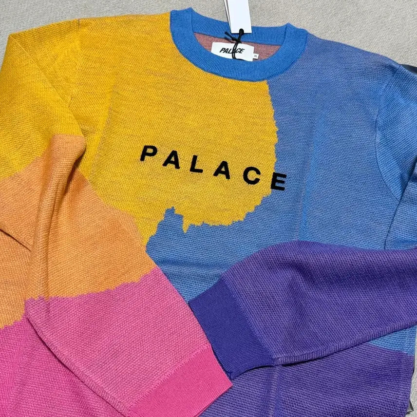 [BUNJANG] Palace Wall Knit XL / 팔라스 월 니트 XL