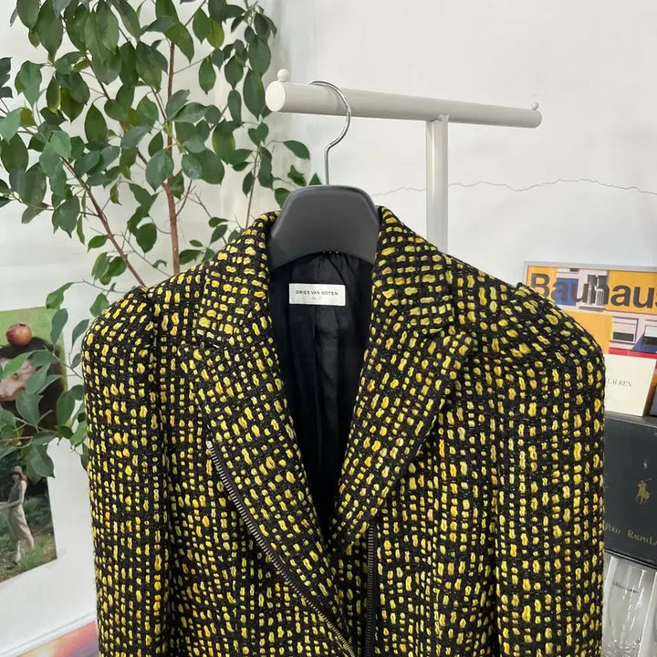 [BUNJANG] Dries Van Noten Shoulder Puff Tweed Jacket 38 / 드리스반노튼 숄더퍼프 트위드 자켓 38