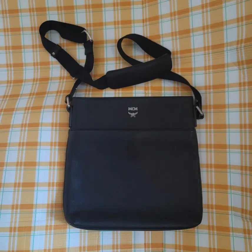 [BUNJANG] MCM Saffiano Leather Crossbody Bag / (정품)MCM사피아노크로스가방