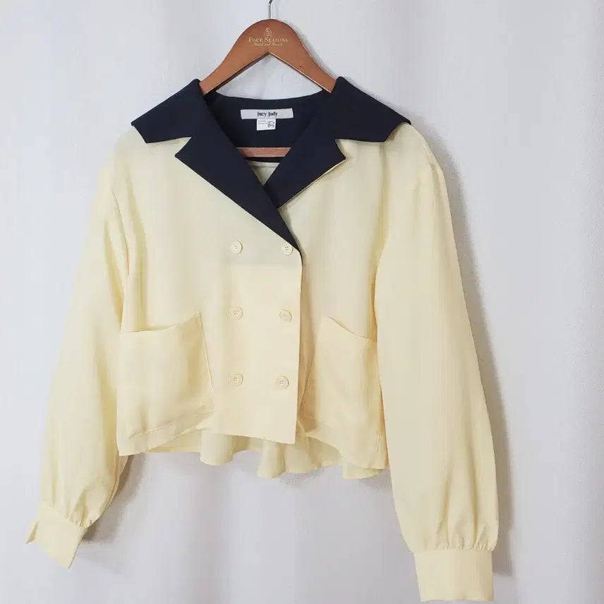 [BUNJANG] Juicy Judy Jacket-Type Blouse (XS/55) / (새제품)쥬시쥬디 자켓형 블라우스 55