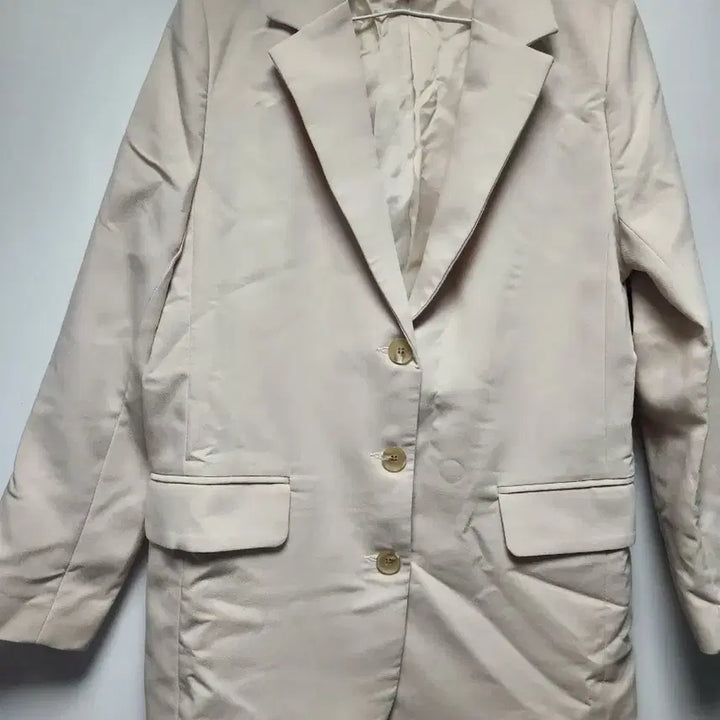 [BUNJANG] LAURENHI Ivory Blazer / LAURENHI 로렌하이 아이보리 블레이저