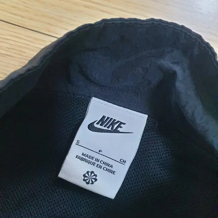 [BUNJANG] Nike Swoosh Windbreaker Jacket / 나이키 스우시 바람막이