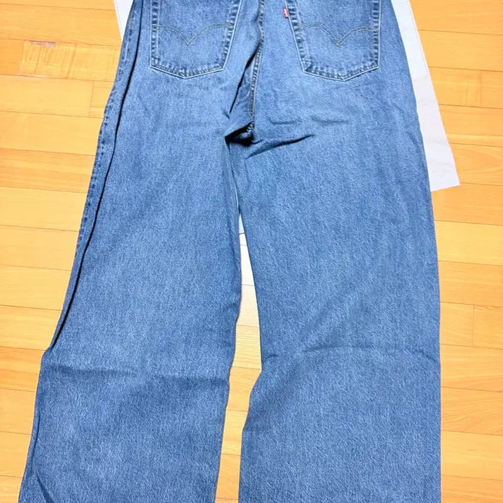 [SOLD OUT] 사카이 리바이스 와이드 데님 팬츠 블루