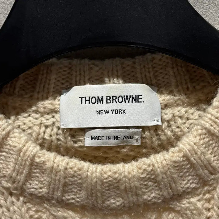 [BUNJANG] Thom Browne Donegal Aran Cable Knit Sweater / [정품/2] 톰브라운 사선완장 도네갈 아란케이블 니트