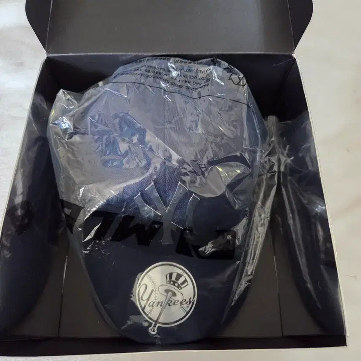 [BUNJANG] MLB Karina Exclusive Structure Ball Cap / MLB 카리나 익스클루시브 스트럭쳐 볼캡 한정