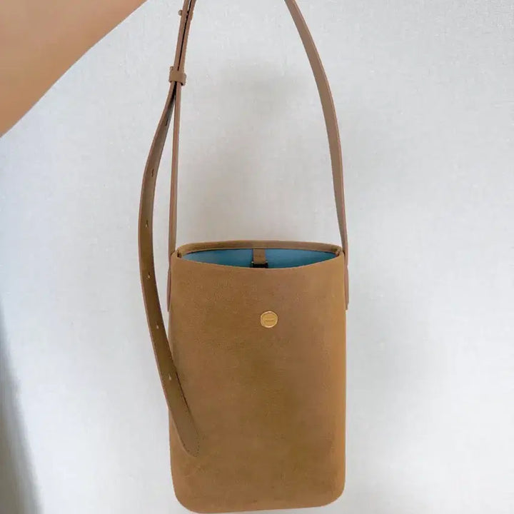 [BUNJANG] Le Meme Sac Cannele Suede Bag / 르메메 삭 까눌레 스웨이드 가방
