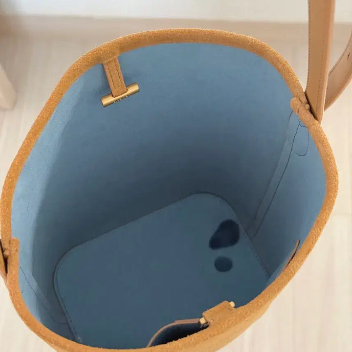 [BUNJANG] Le Meme Sac Cannele Suede Bag / 르메메 삭 까눌레 스웨이드 가방