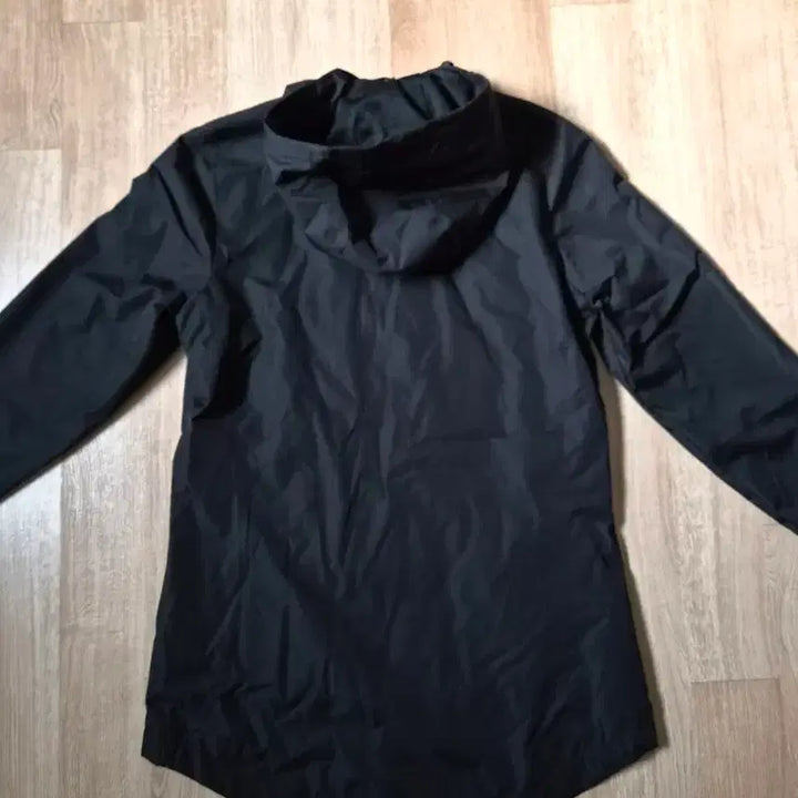 [BUNJANG] New Balance Black Windbreaker S Size / (택달린새상품)미국구매 검정색 뉴발란스 바람막이 S사이즈