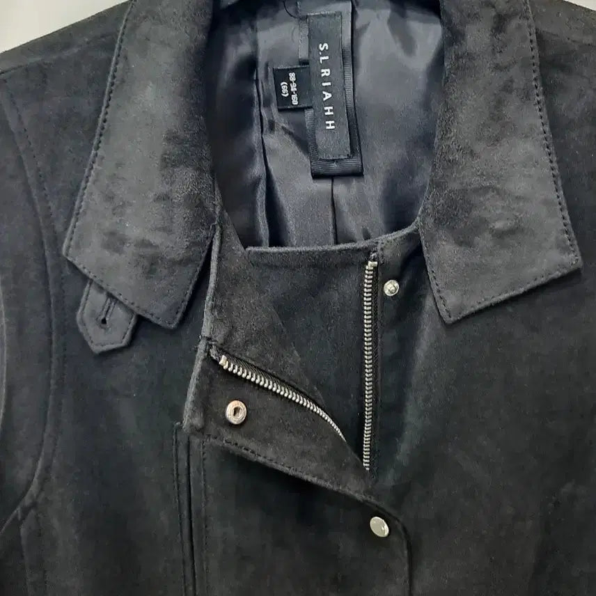 [BUNJANG] SLRIAHH Suede Vest Black / SLRIAHH 스웨이드 블랙 조끼