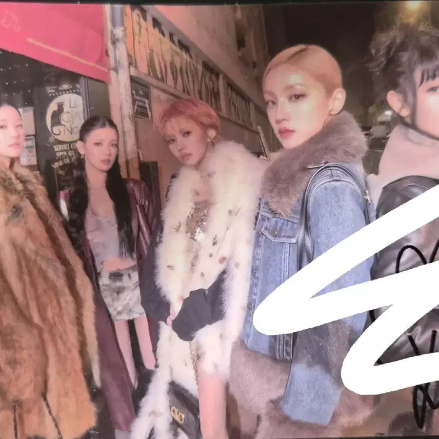 [BUNJANG] (G)I-DLE Miyeon Signed Postcard / 여자아이들 미연 싸인 엽서 판매합니다